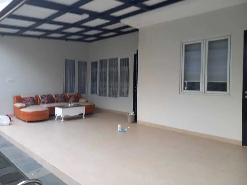 Disewa rumah mewah dilokasi sentul city