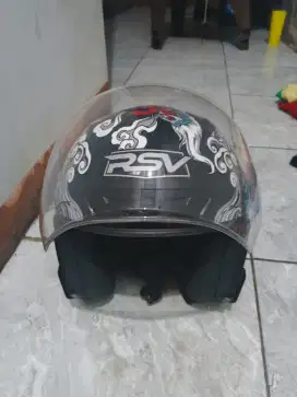 dijual helm rsv kondisi lumayan mulus mines tanpa kardus helm ajaa