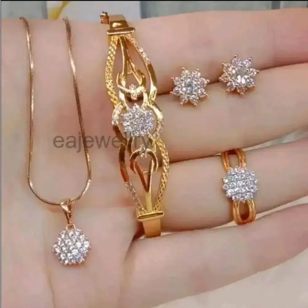 Menerima jual beli emas tampa surat dari tokoh lain