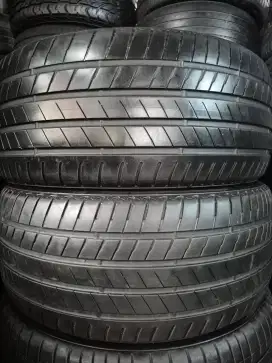 Ban copotan BMW X5 Bridgestoen alenza 001ARFT 275/45 R20 80% 2022.2pcs