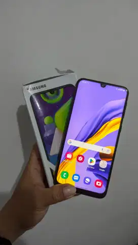 Samsung M21 ram 4/64
