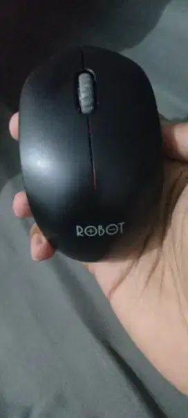 Mouse ROBOT Warna Hitam Model M210