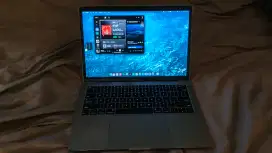 MACBOOK PRO 2017 retina 8GB/256GB mulus