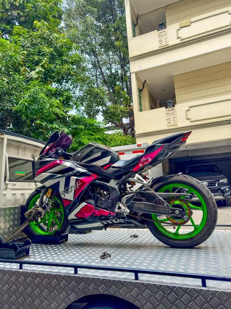 Honda CBR250RR 2017 – Kondisi Mulus & Terawat