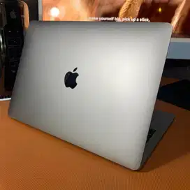 Macbook Pro Touchbar 13inch 2019 8/256gb Kamera off