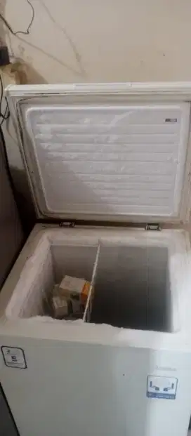 Frezeer Box Midea 100 liter