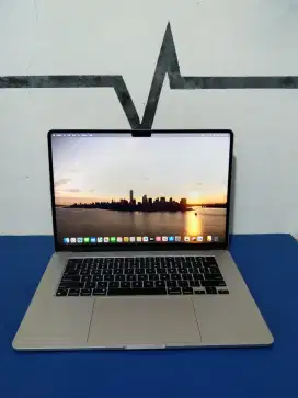 MacBook Air m2 2023 layar 15 inch. ram 8/512