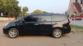 Nissan Livina 2011 Bensin
