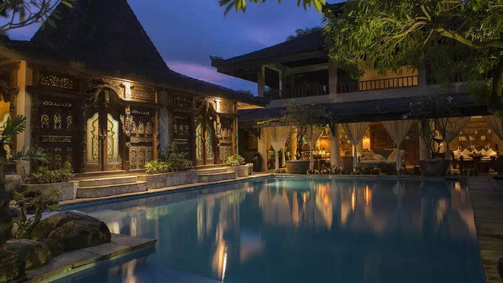 Freehold Luxury 6 Bedroom In Great Location Seminyak