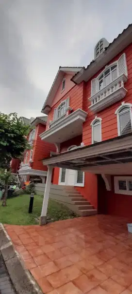 Di jual Rumah BU  Omaha Village Gading Serpong
