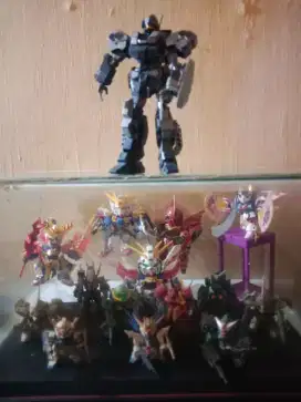 Robot Gundam rakitan paket