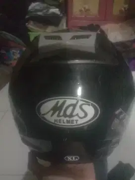 Helem mds xl dijamin bagus n nga ada cacat
