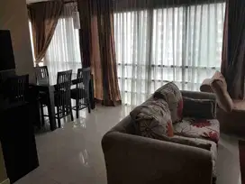 Jual Murah Unit 3 Bedrooms Furnished di Apartemen Sahid Sudirman Residence, Karet Jakarta Pusat