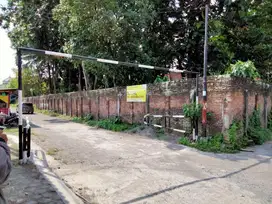 Tanah dekat kampus UGM di pogung baru blok H jl kaliurang km 5 sleman yogyakarta