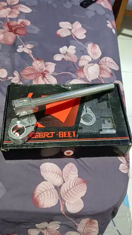 Stang jepit Nassert Beet