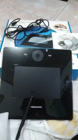 Tablet Hanvon Rollick 0604