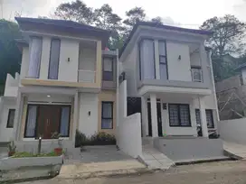 Rumah Wahh 2 Lt. Modern Cantik Premium Strategis Full Akses Cimenyan Bandung