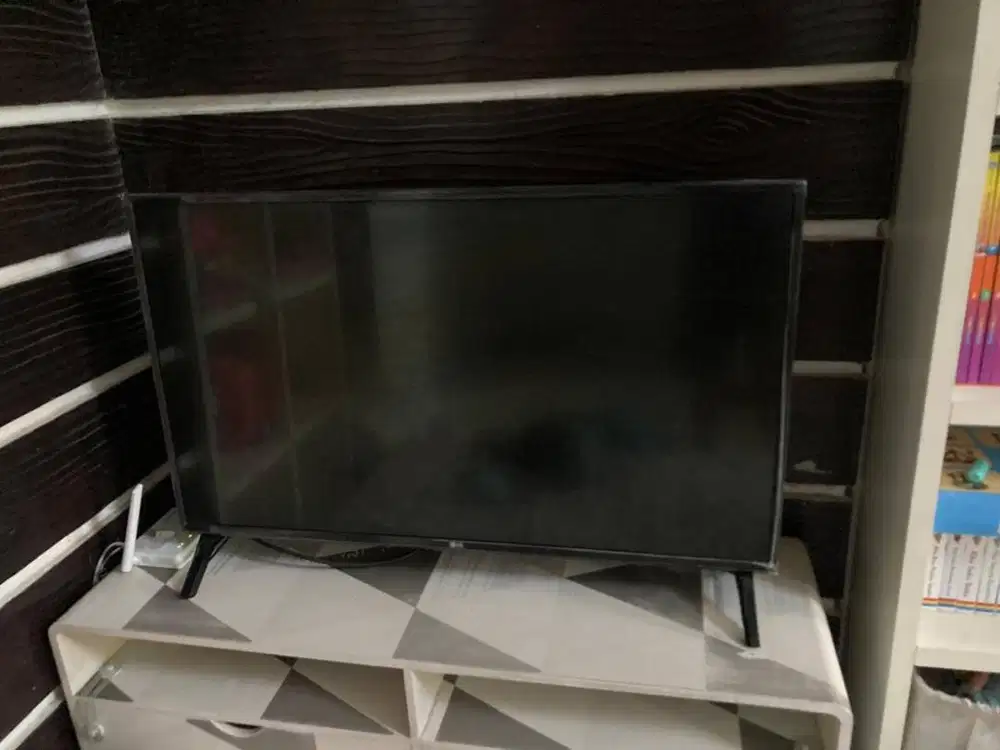 Televisi LED LG 43LK5400PTA