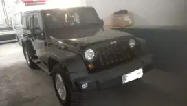 Jeep sport 4 pintu 3.6cc pentastar km 40rb tangan pertama