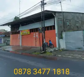 Gudang / ruang usaha tengah kota disewakan murah
