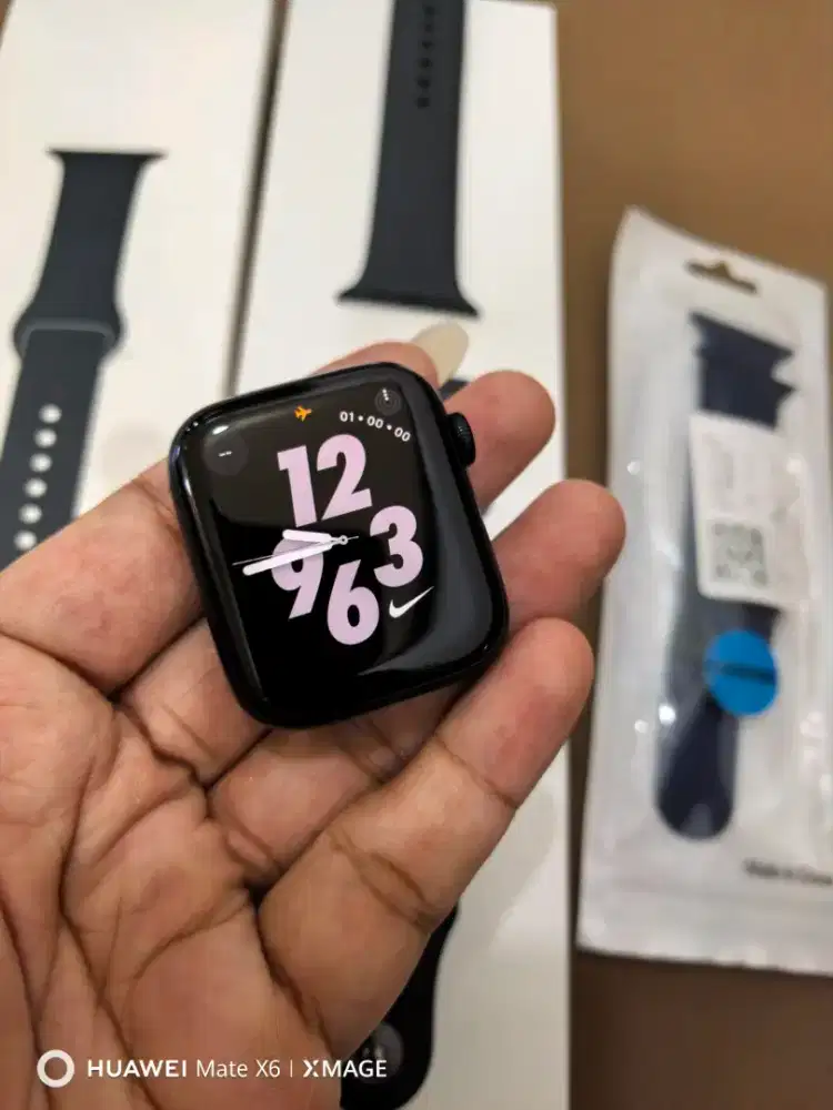 iWatch se gen 2 ibox 44mm BH97