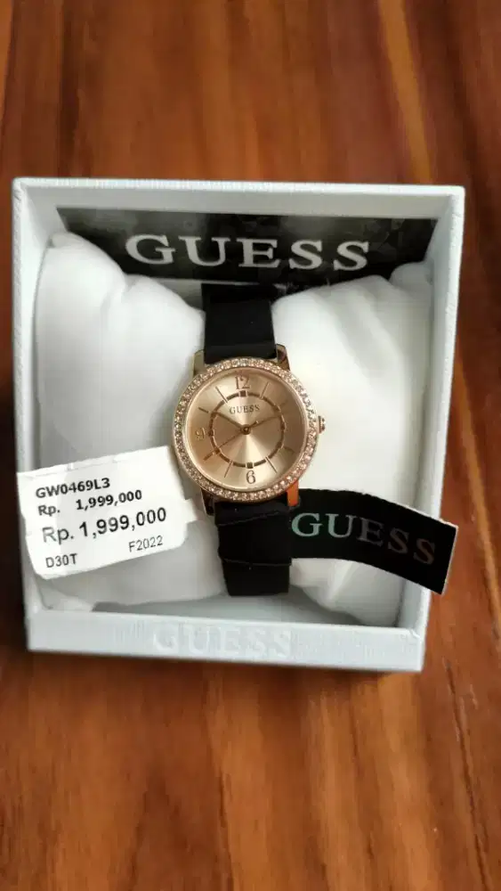 jam tangan wanita guess