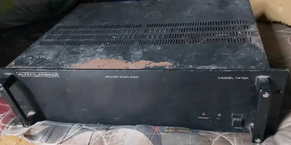 Amplifier Altec lansing Model 1415A