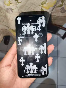 Iphone X black.