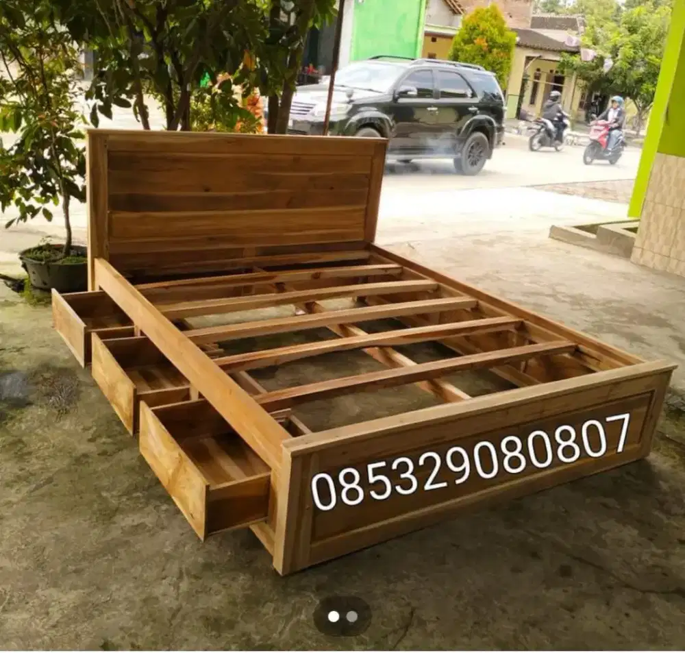 Dipan tempat tidur kayu jati 160x2m