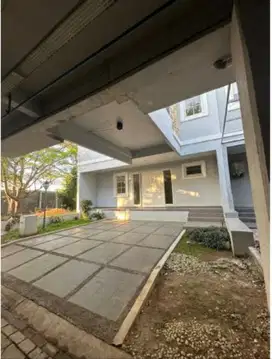 Dijual Rumah Makassar Sekitar Jalan Metro Tanjung Bunga