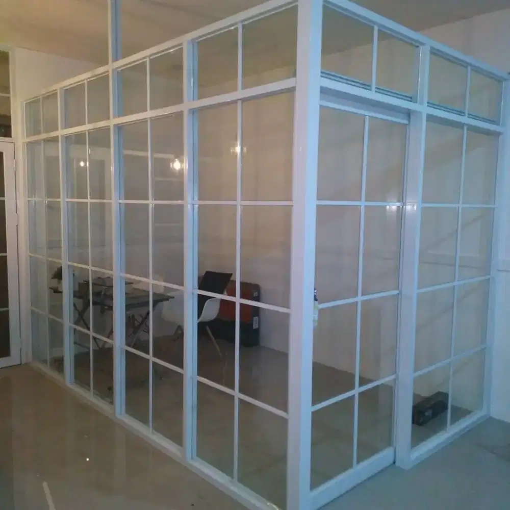 Jasa pembuatan kusen aluminium