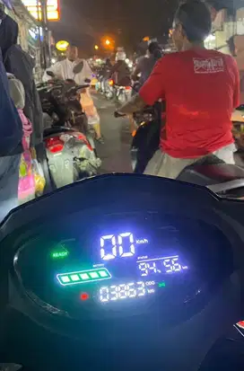 supir kendaraan dari kantor
