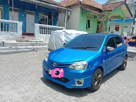 Etios valco 2013