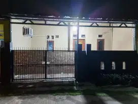 Dijual Rumah Strategis Siap Huni