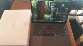 Laptop macbook air M2 2022 Ram 8GB like new