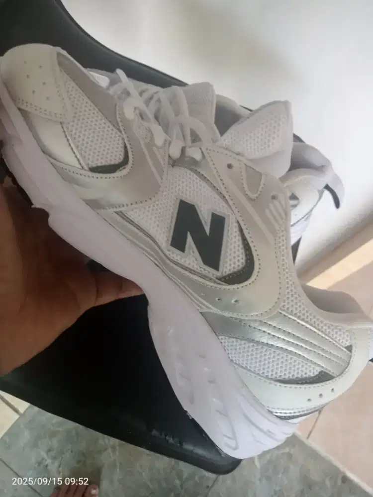 Sepatu NB for sale