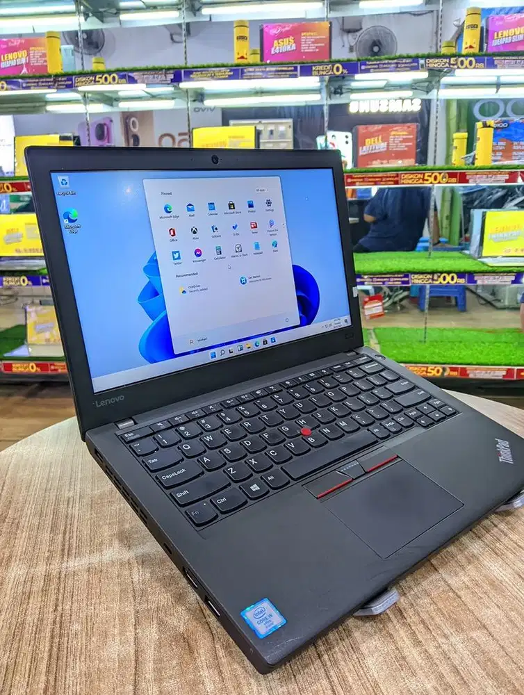 READY LAPTOP LENOVO THINKPAD X270 LAYAR SENTUN