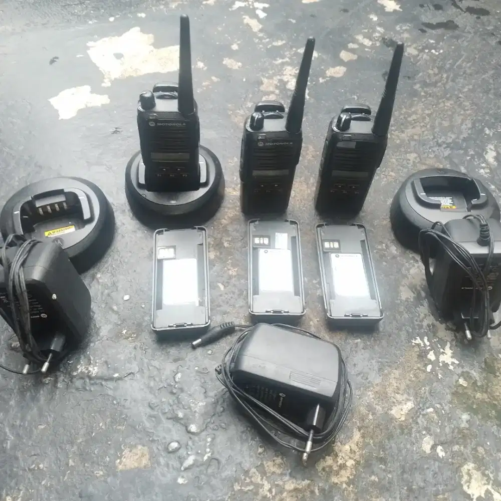 HT Motorola CP 1300