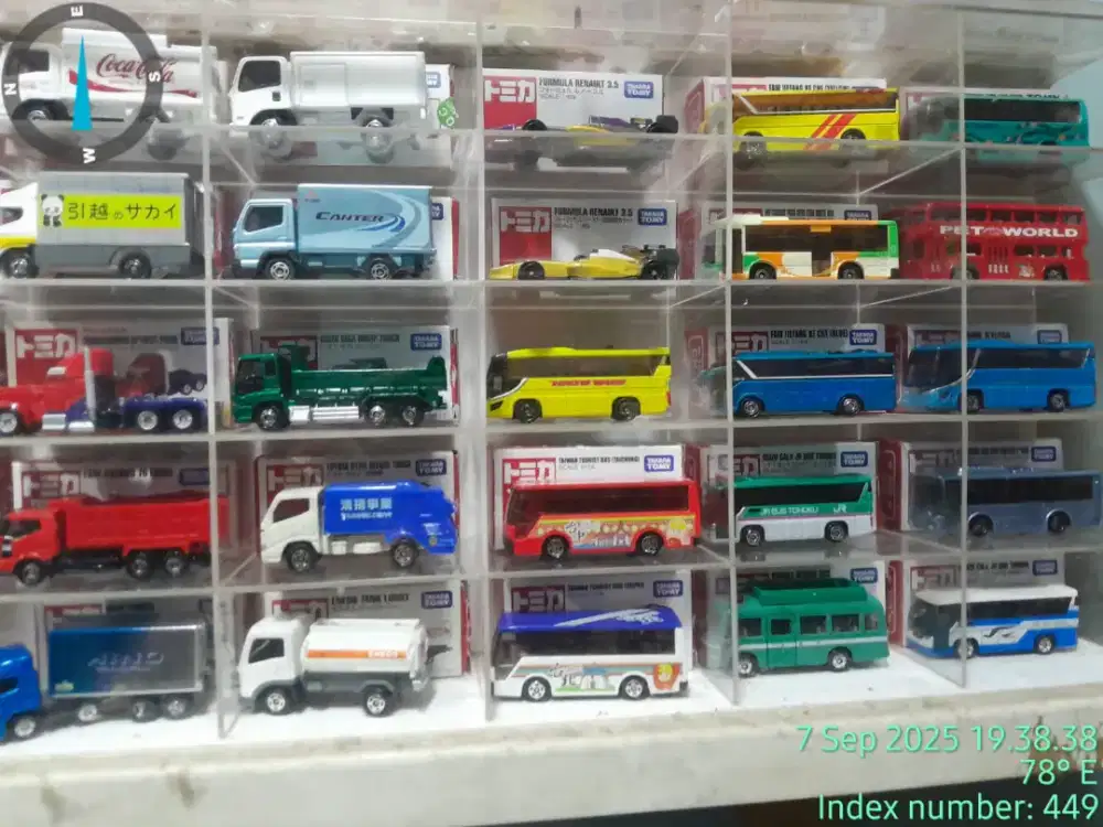 Paket tomica die cast