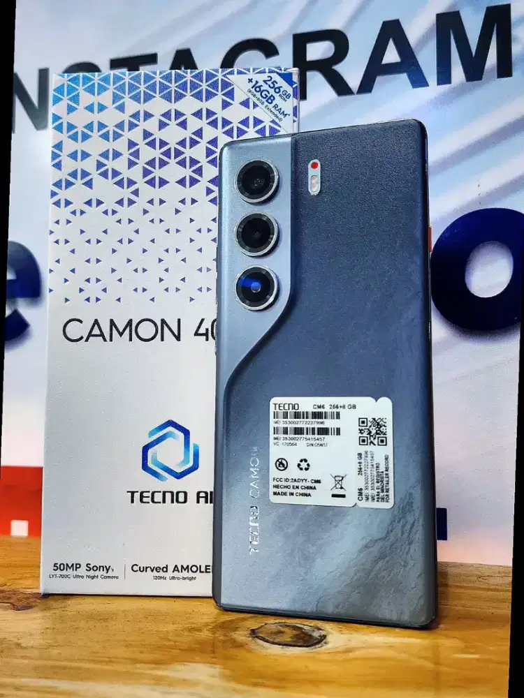 Tecno camon 40 pro 5G baru seminggu