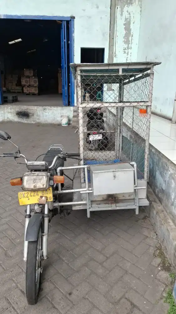 Becak barang jetwin