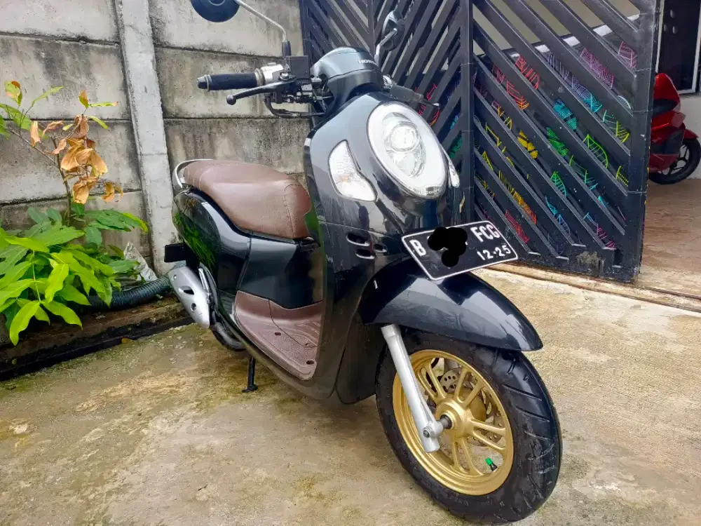 Scoopy 2020 keyless