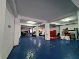 Kantor 4lantai di Raya Kedungcowek