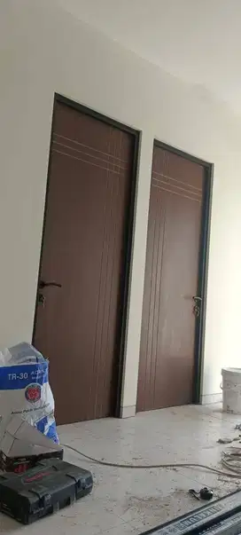 PINTU WPC PENGGANTI PINTU KAYU