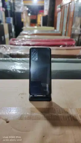 oppo reno 5 8GB / 128GB face id on, NFC on, video recorder up to 4k