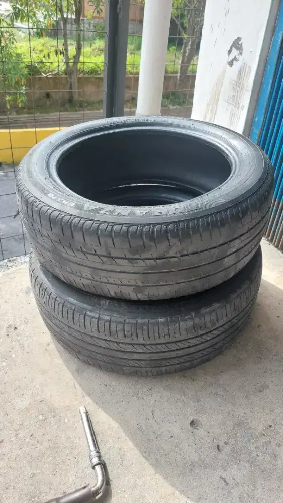 Ban GT radial champiro ecotec R16 185/55