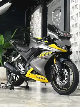 Limited‼️Yamaha R15 V3 SE Yellow 2022. DANNY Mustika Motor Sulfat.