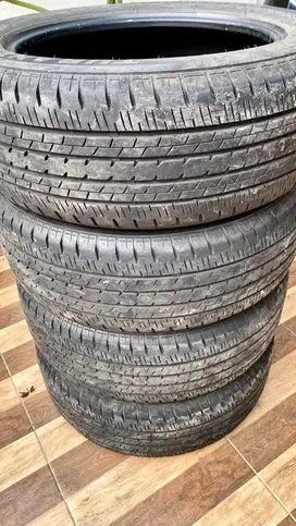 4 Ban 215/55/17 Tebal 90% size 215 55 17 Depok