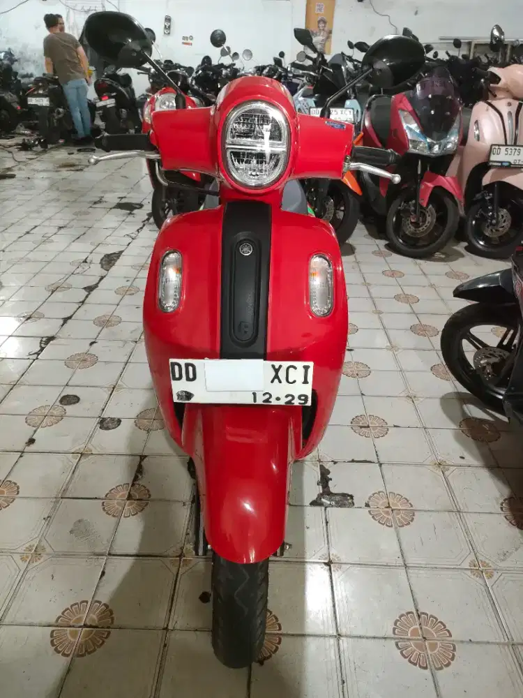 Yamaha Fazzio 125 cc 2024 merah
