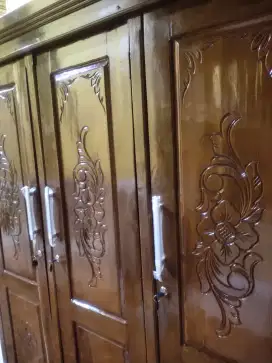 Lemari jati 3 pintu